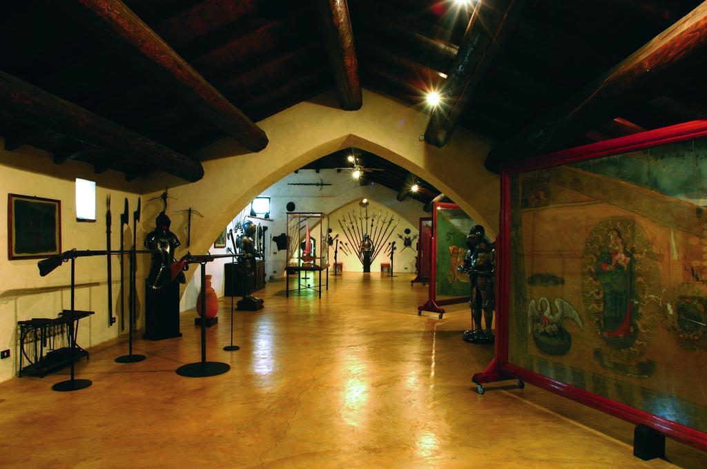 Hotel Torre Di San Martino Gazzola Di Rivalta エクステリア 写真