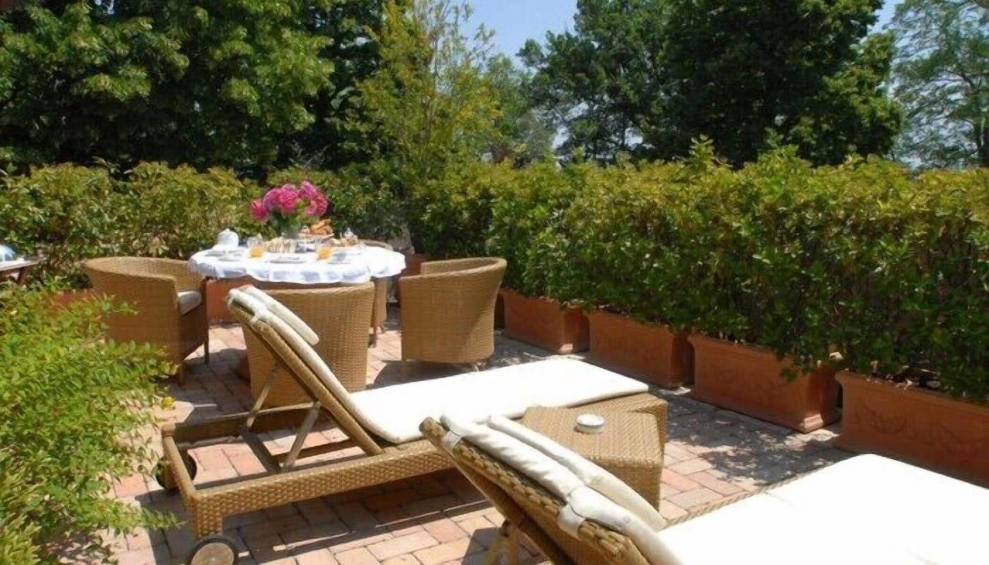 Hotel Torre Di San Martino Gazzola Di Rivalta エクステリア 写真