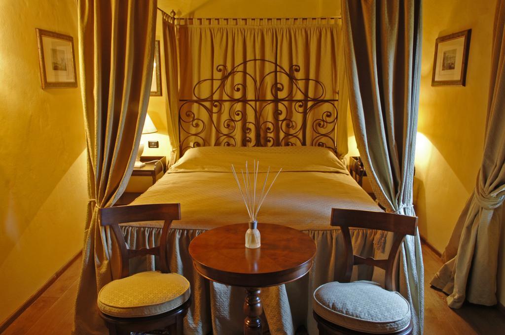 Hotel Torre Di San Martino Gazzola Di Rivalta エクステリア 写真